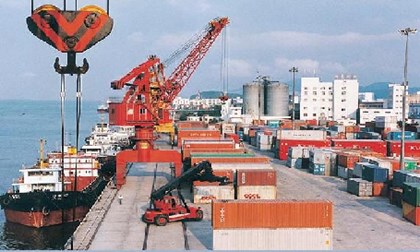Xuất khẩu cao su giảm nhẹ ở Đồng Nai