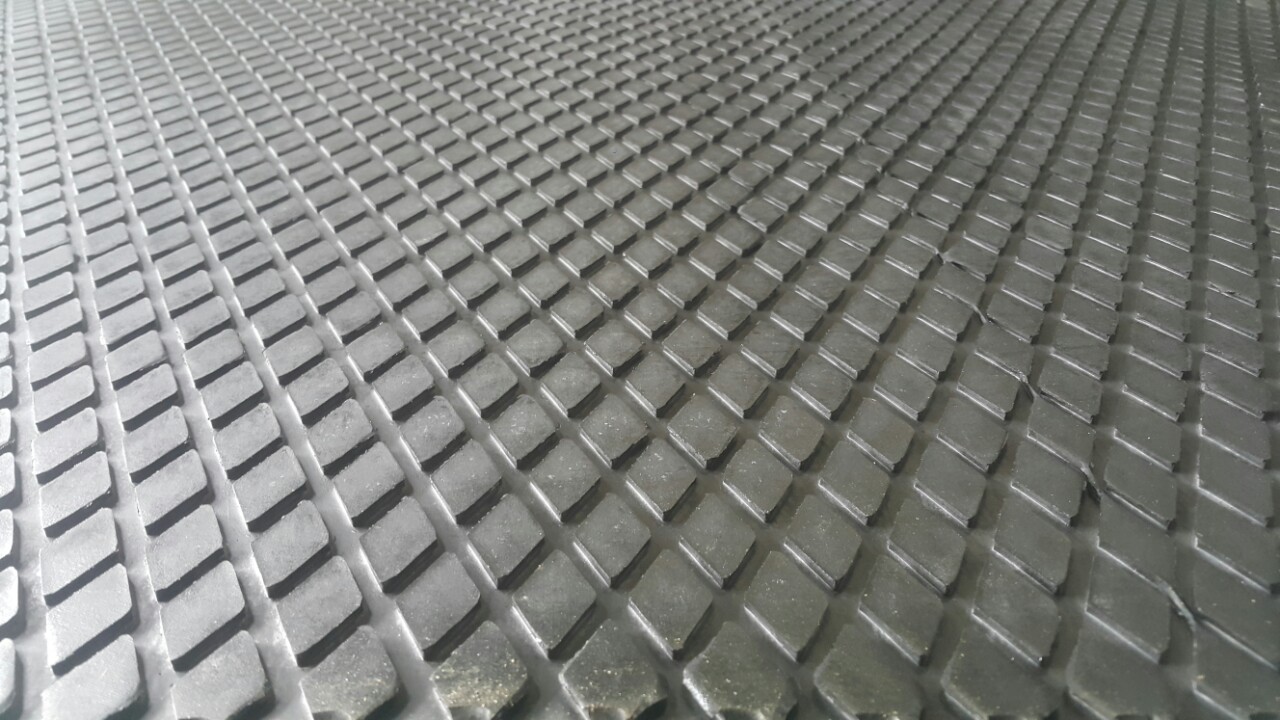 Giá cao su trực tuyến sàn Tocom, SHFE Thượng Hải, SGX Singapore Ngày 06/12/2025