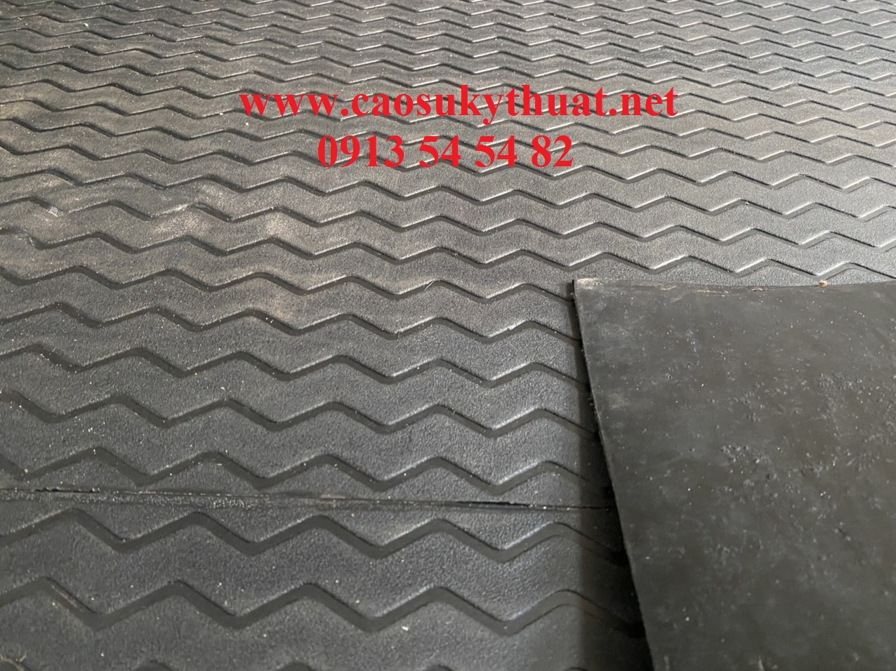 Giá cao su trực tuyến sàn Tocom, SHFE Thượng Hải, SGX Singapore Ngày 11/05/2025