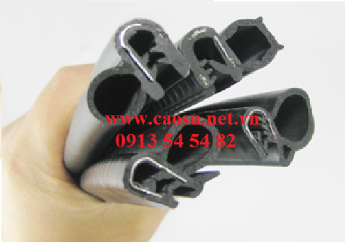 Giá cao su trực tuyến sàn Tocom, SHFE Thượng Hải, SGX Singapore Ngày 12/10/2025